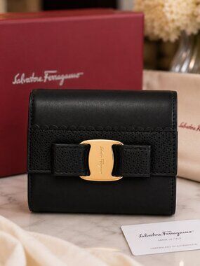 Salvatore Ferragamo Vara Bow Black Leather Bifold Wallet Gold Hardware